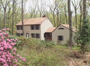 26 Gray Rock Rd, Trumbull, CT 06611