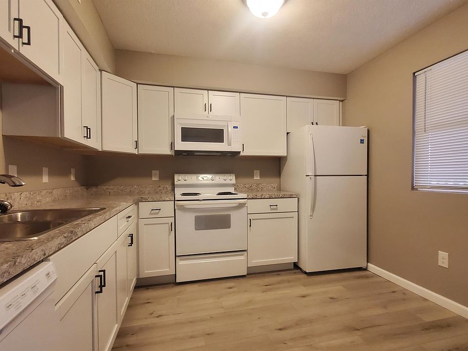 1st image of 2140 J St #1