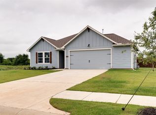 607 Finlee Way, Tioga, TX 76271