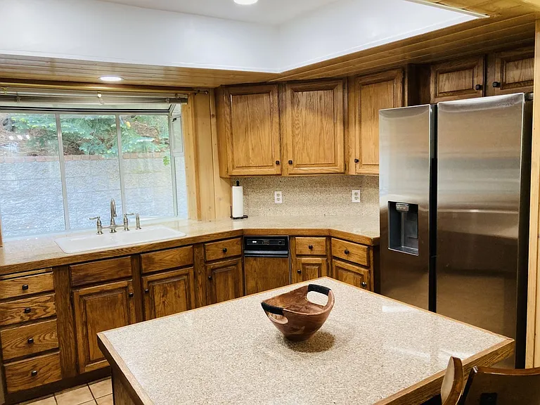 246 Fairway Dr — Photo 16