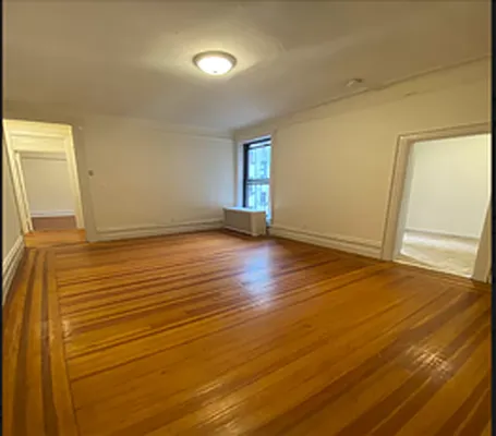 Rented by Manhattan Dwelling Corporation | media 1