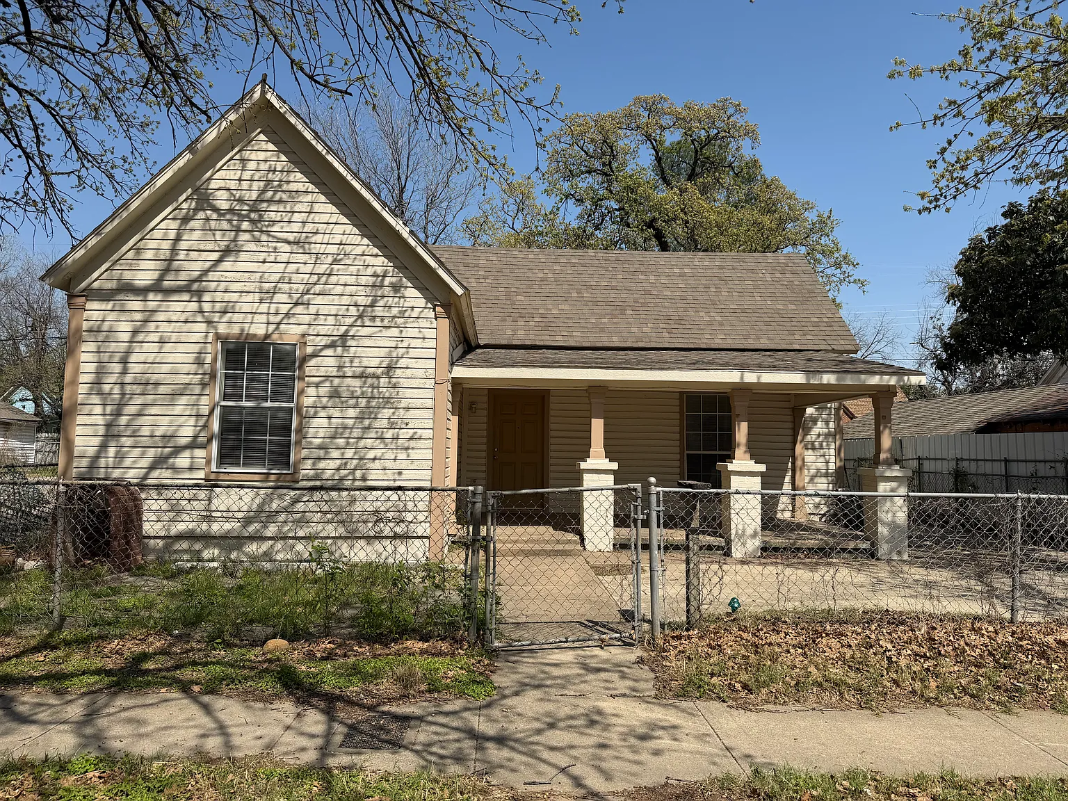 3 bed, 1132 sqft, $1,625 — Photo 2