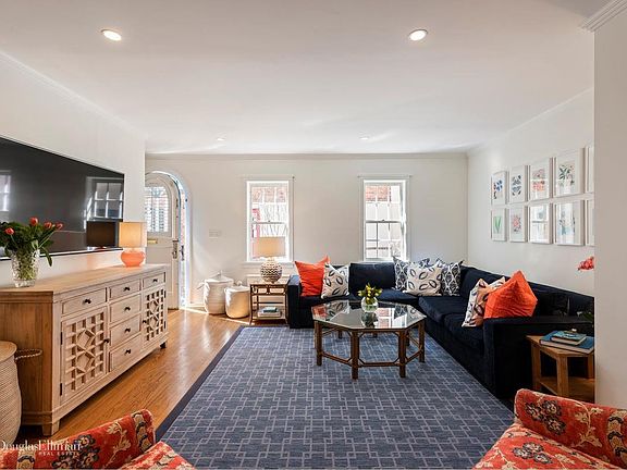 5th image of 265 W 94th St #1/2