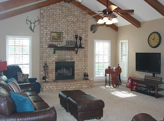 2nd image of 6215 Sequoia Dr