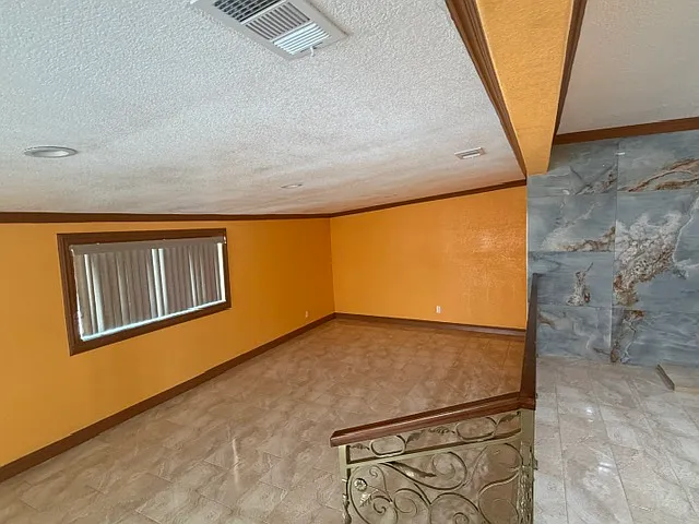 16040 Red Coach Ln — Photo 13