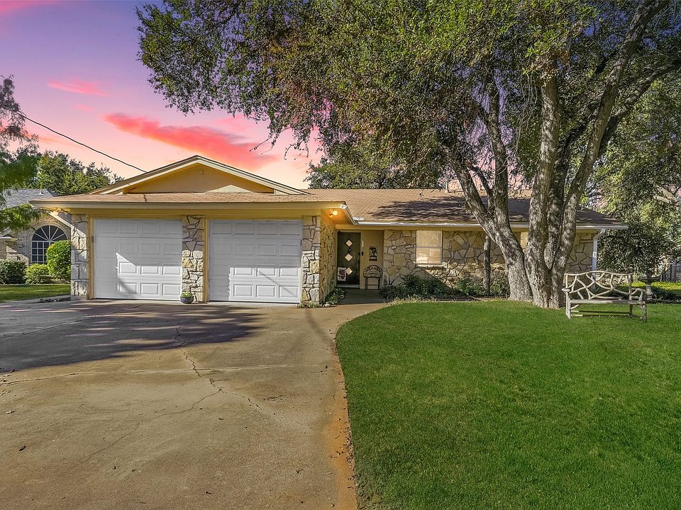 1st image of 4110 Apache Trail Ct
