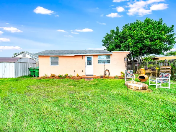 3901 Lakewood Rd #B, Lake Worth, FL 33461