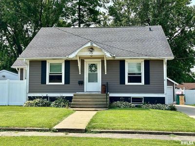 916 Warren St, Galesburg, IL, 61401