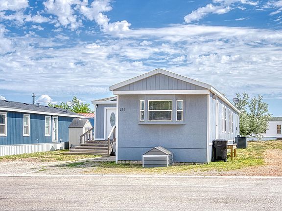 4th image of 251 Bighorn Dr