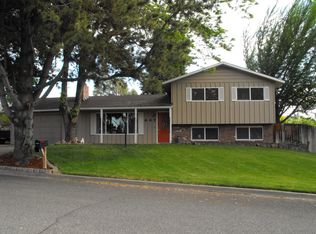 407 N 60th Ave, Yakima, WA 98908