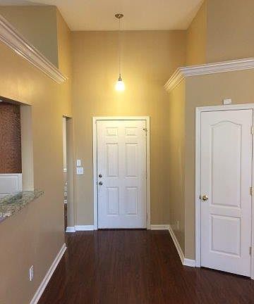 4th image of 2917 Greentree Dr