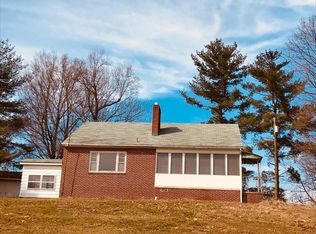 5303 John Marshall Hwy, Lebanon Church, VA 22641