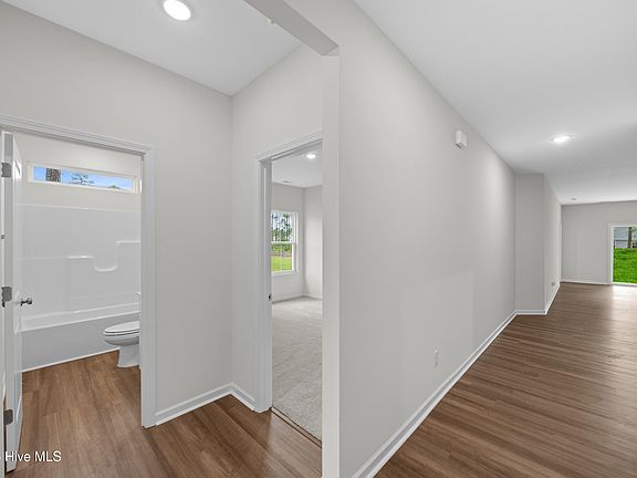 3rd image of 921 Plymouth Road #176