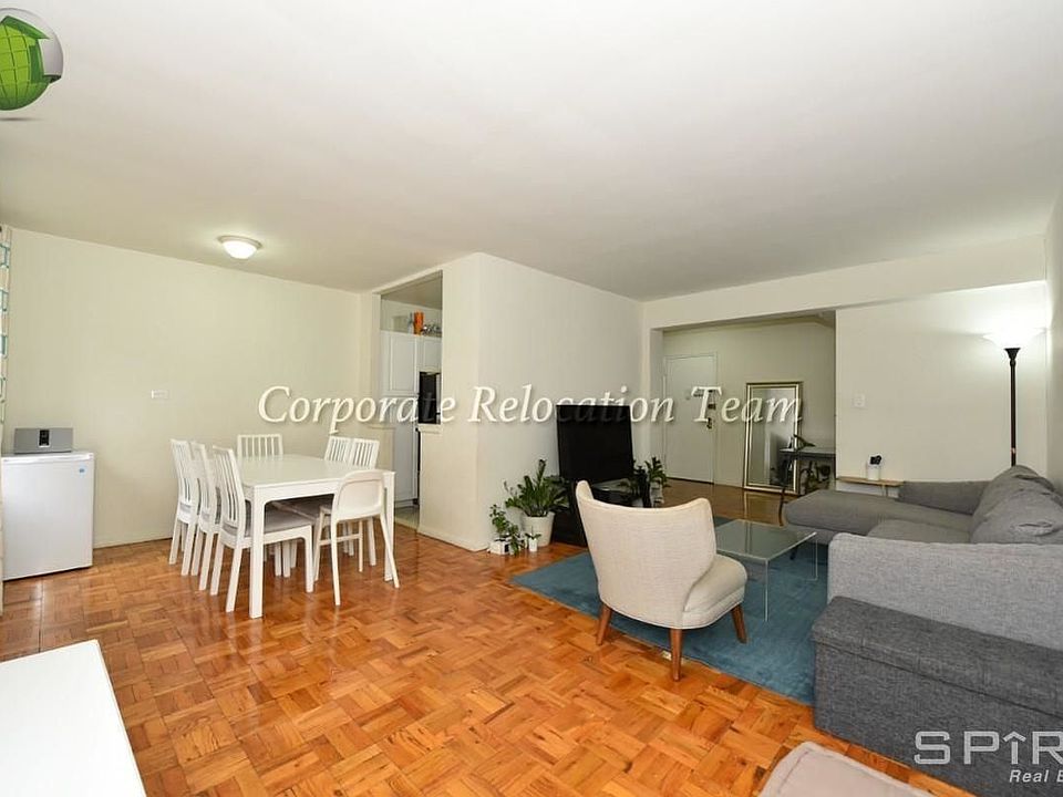 1st image of 3091 Crescent St APT 1D