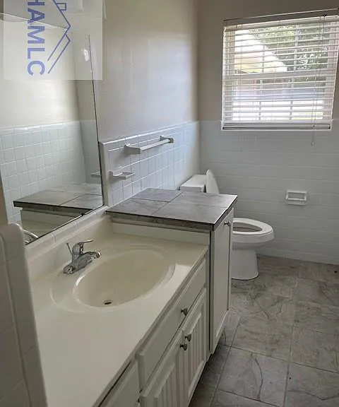 706 E Howard St #0 — Photo 12