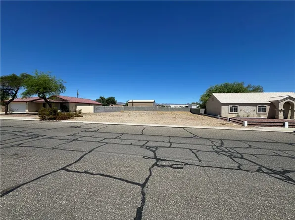 5198 S Desert Sands Drive, Fort Mohave, AZ 86426