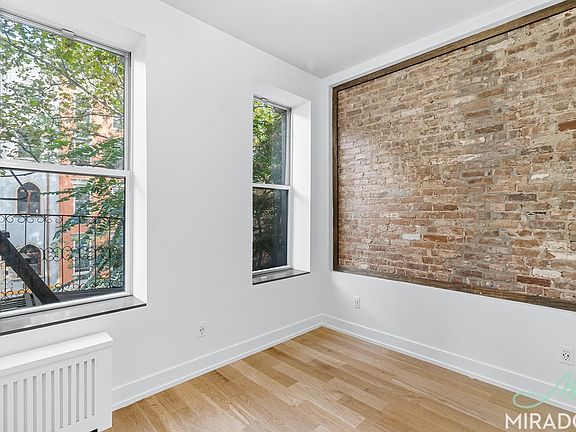 5th image of 58 Saint Marks Pl APT 5