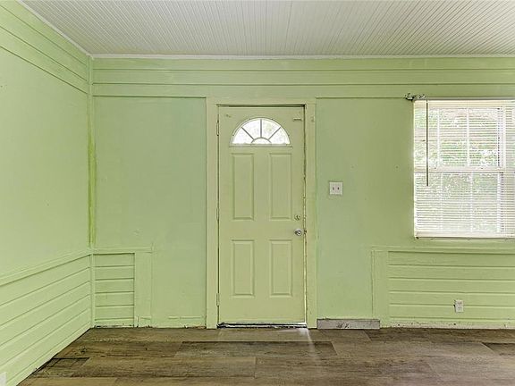 12th image of 1005 16TH AVENUE S