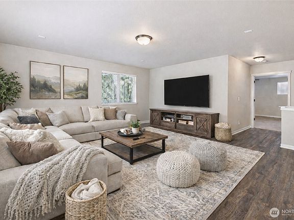 4th image of 7714 237th St Court E