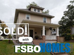 1103 3rd St #A, Moline, IL 61265