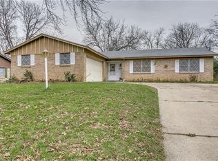 7813 Rogan Dr, North Richland Hills, TX 76180
