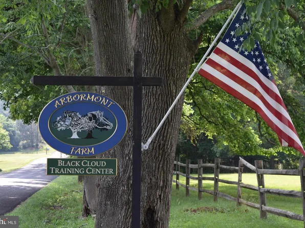 3959 Cobbler Mountain Rd, Delaplane, VA 20144