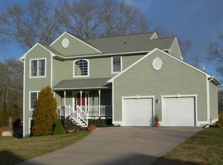 2 Sarah Ln, Westerly, RI 02891
