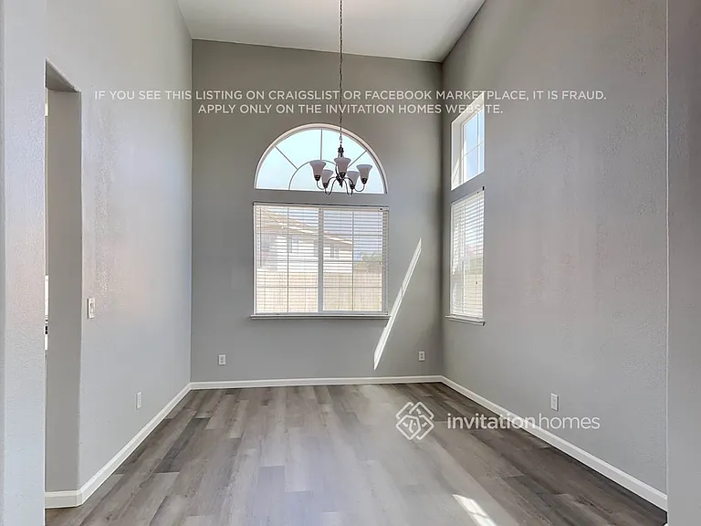 9020 Mosely Ct — Photo 8