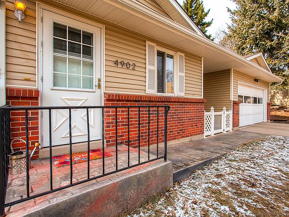3rd image of 4902 Villa Cir