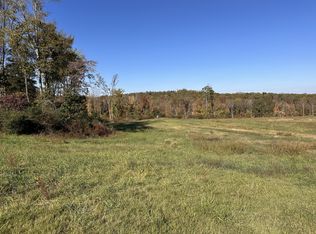 562 Roach Rd, Decaturville, TN 38329