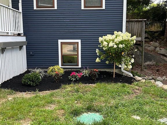5th image of 708 Rocky Hill Rd