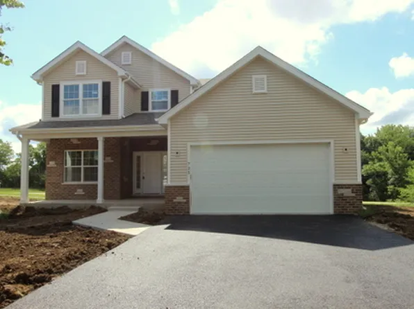 725 Fox Trail Ter, Cary, IL 60013