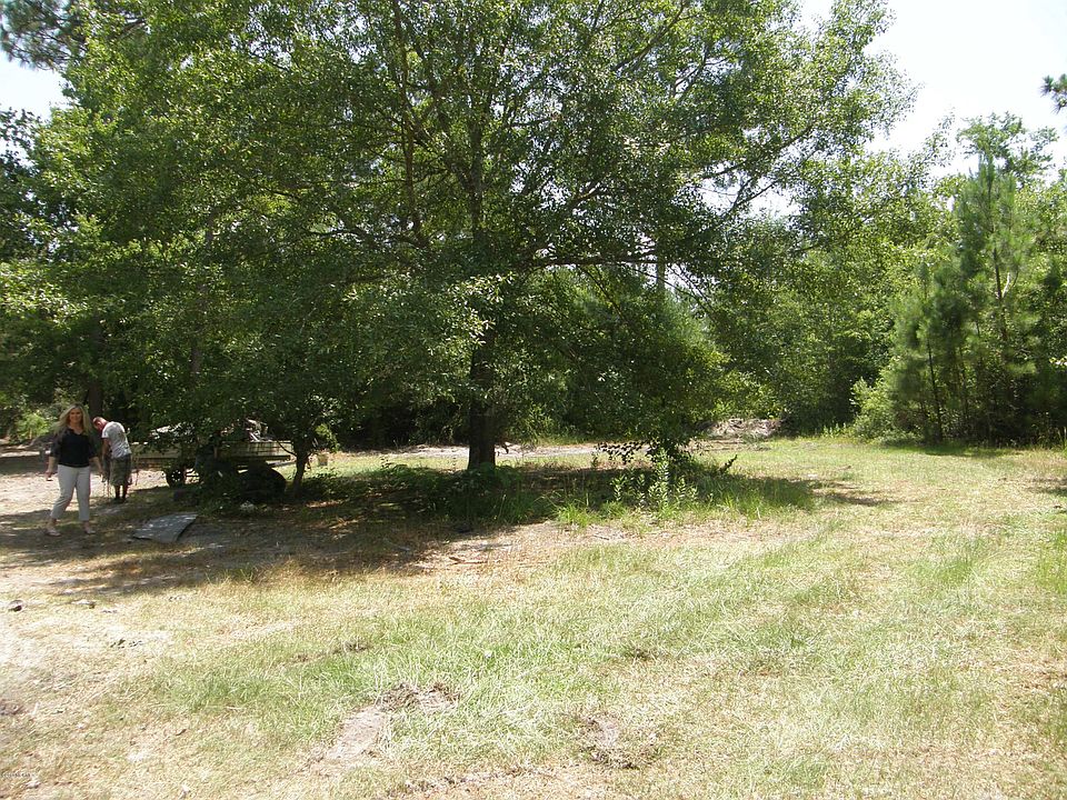 2nd image of 496 Willard Drive SE