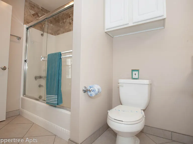Peppertree Apartments — Photo 12