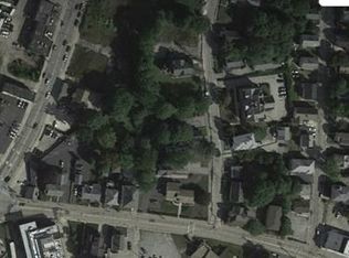 9 Prospect St, Webster, MA 01570