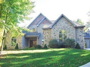 365 Saint Andre Dr, Valparaiso, IN 46383