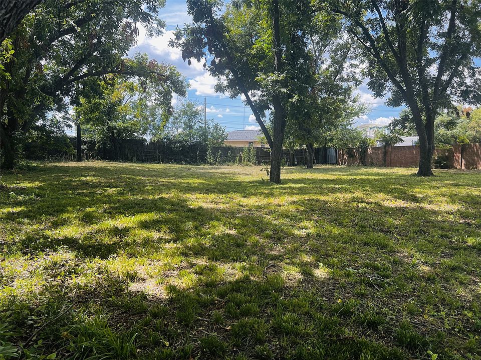 1st image of 2101 E Pecan Ln
