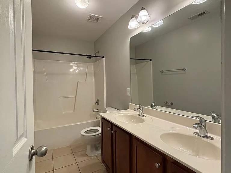 1939 Jenny Rd — Photo 10
