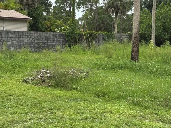 Marx Dr, North Fort Myers, FL 33917