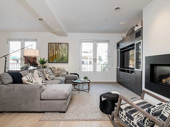 5th image of 331 N Leadville Ave #1