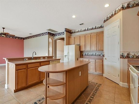 4th image of 3832 Cassia Dr
