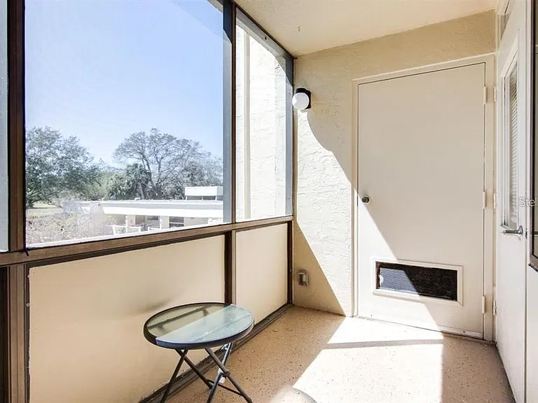 2615 Cove Cay Dr #205 — Photo 12