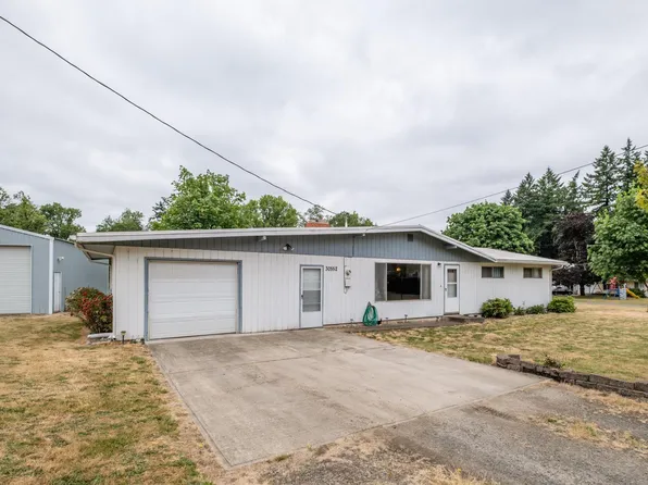 30552 Merry Ln, Lebanon, OR 97355