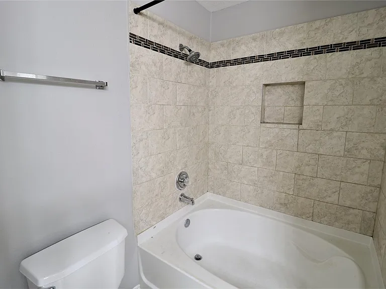 811 Slate Valley Ln — Photo 13