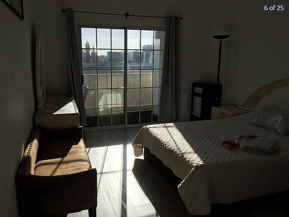 4th image of 5219 Newcastle Ave APT 402