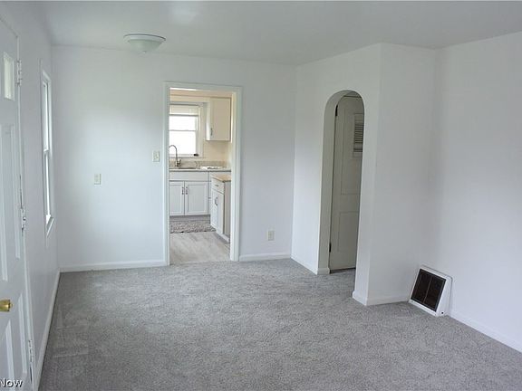 5th image of 124 Madison Ave