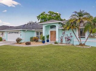 3907 57th Pl E, Bradenton, FL 34203