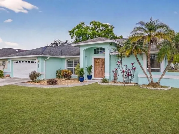 3907 57th Pl E, Bradenton, FL 34203