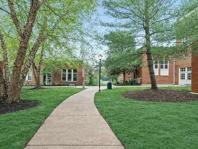 The Penn Warren — Photo 3