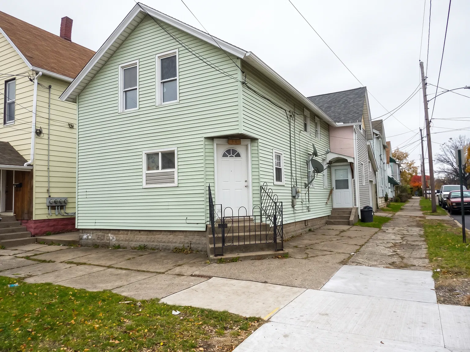 2 bed, 1000 sqft, $850 — Photo 1